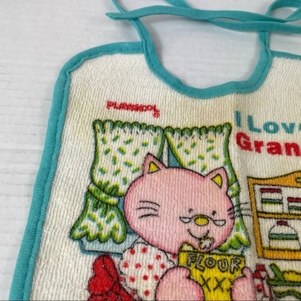 Vintage 1980s Playskool “I Love My Grandma” Baby Bib Baking Cats Kittens Cooking